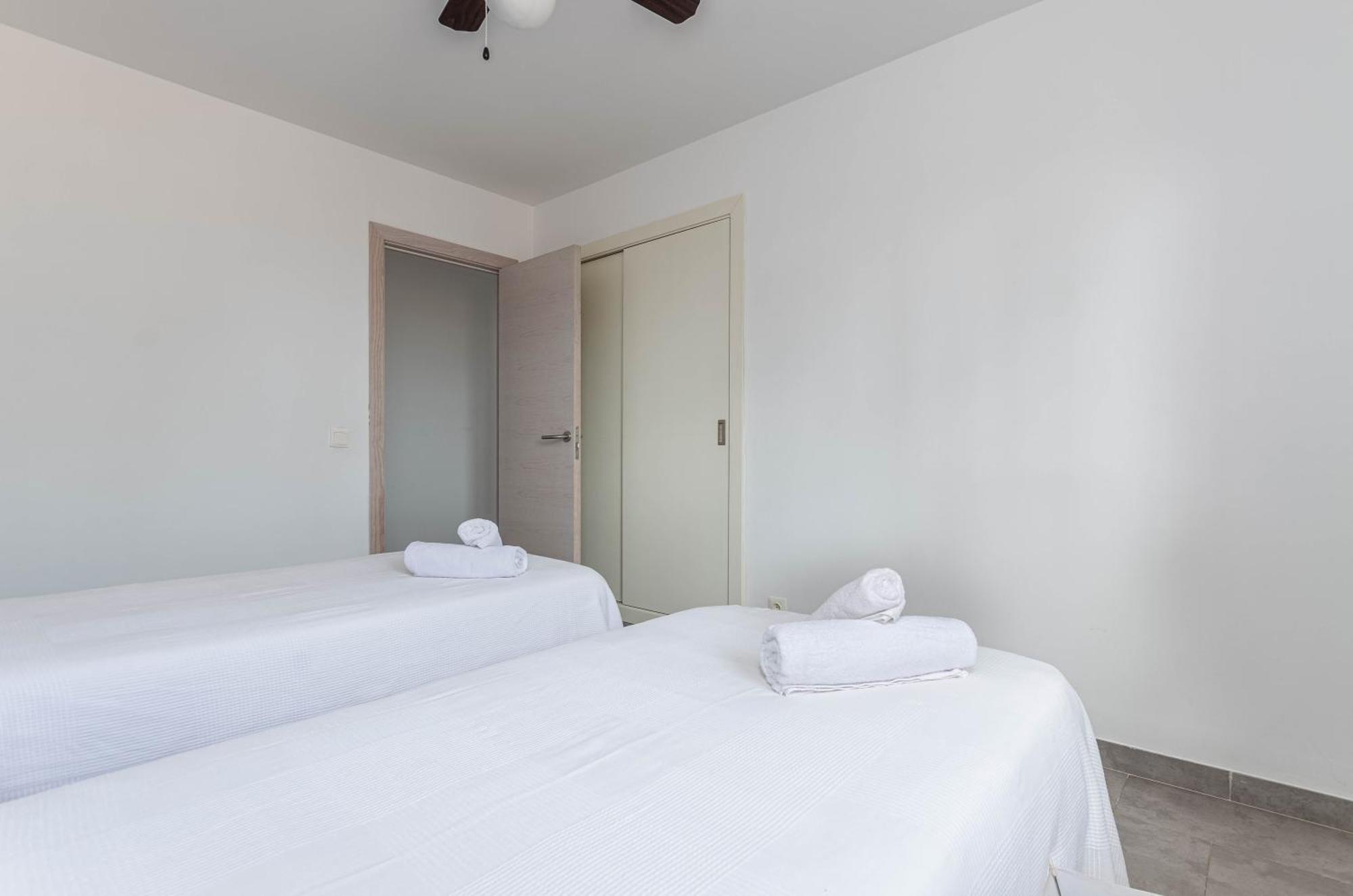 Acapulco Apartments Кан-Пікафорт Екстер'єр фото